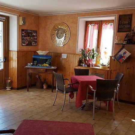 Al Cacciatore * סן זנו די מונטניה