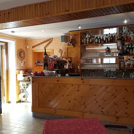 Szálloda Al Cacciatore *